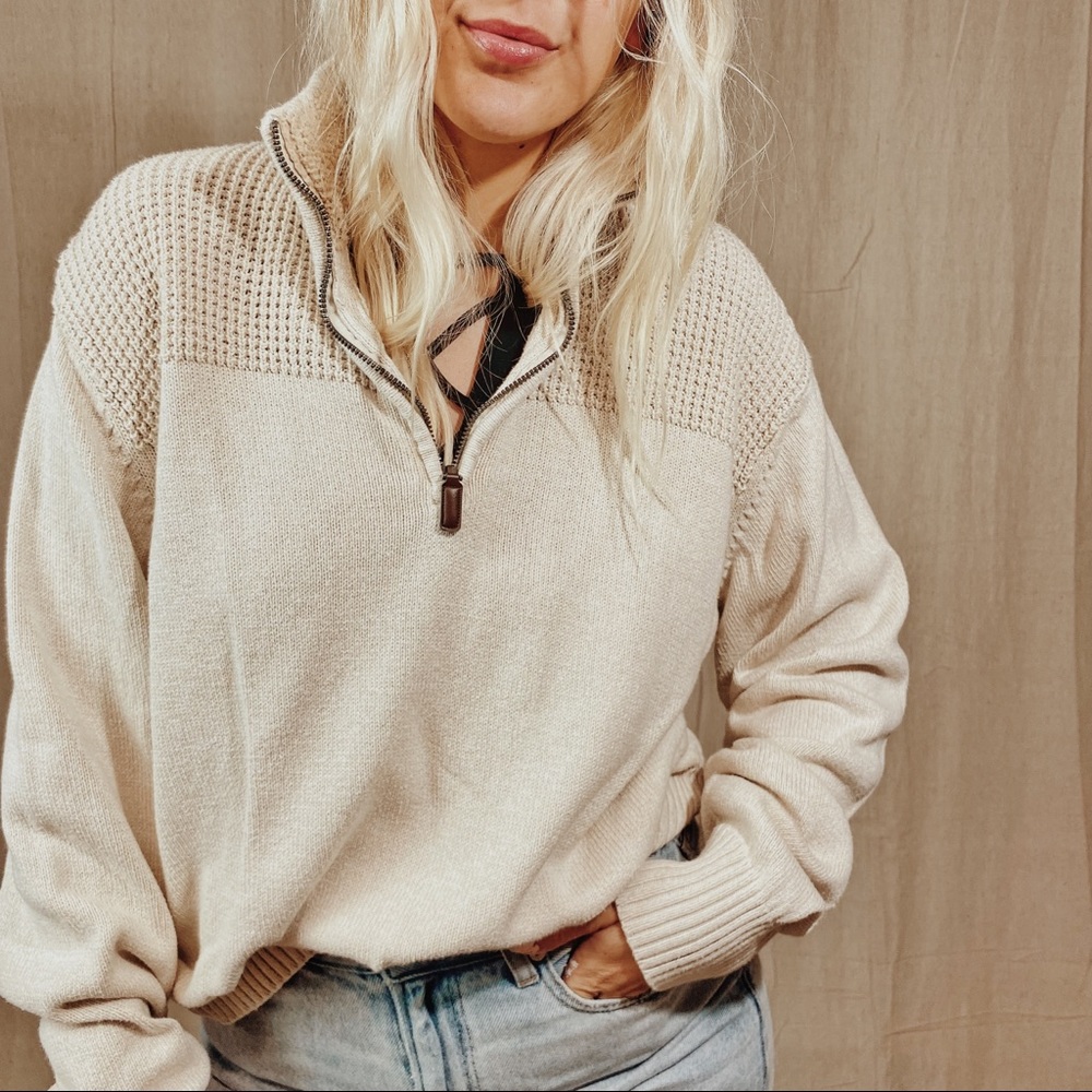 Field and Stream | Cream Henley pull over zip neckline medium